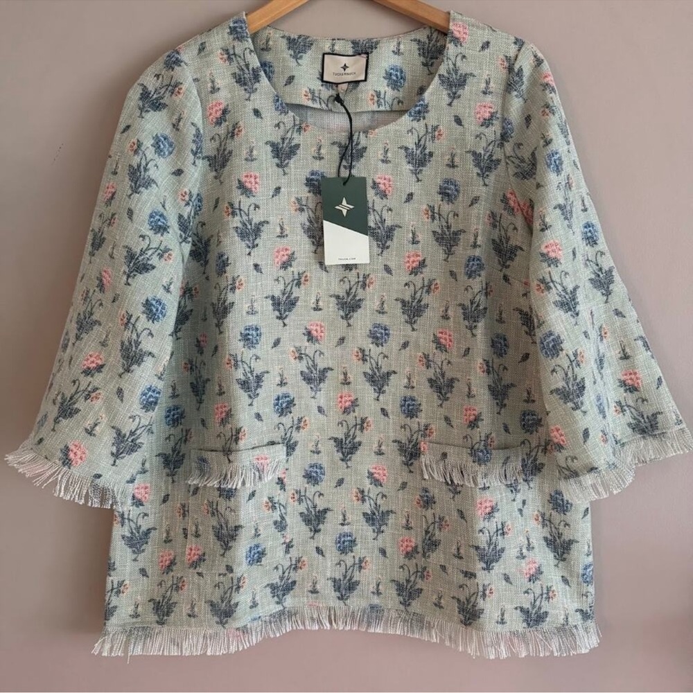 Tuckernuck mint Green Top with blue and pink floral.